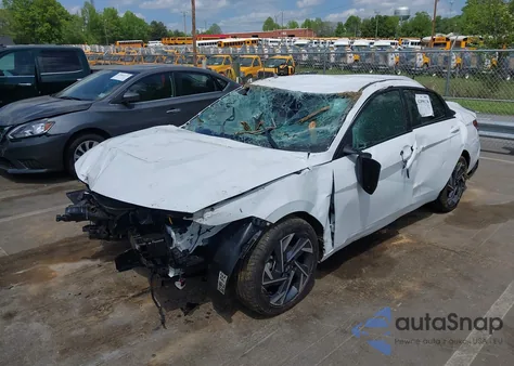 2025 Hyundai Elantra Sel Sport z USA, uszkodzony, nr VIN KMHLM4DG2SU886376